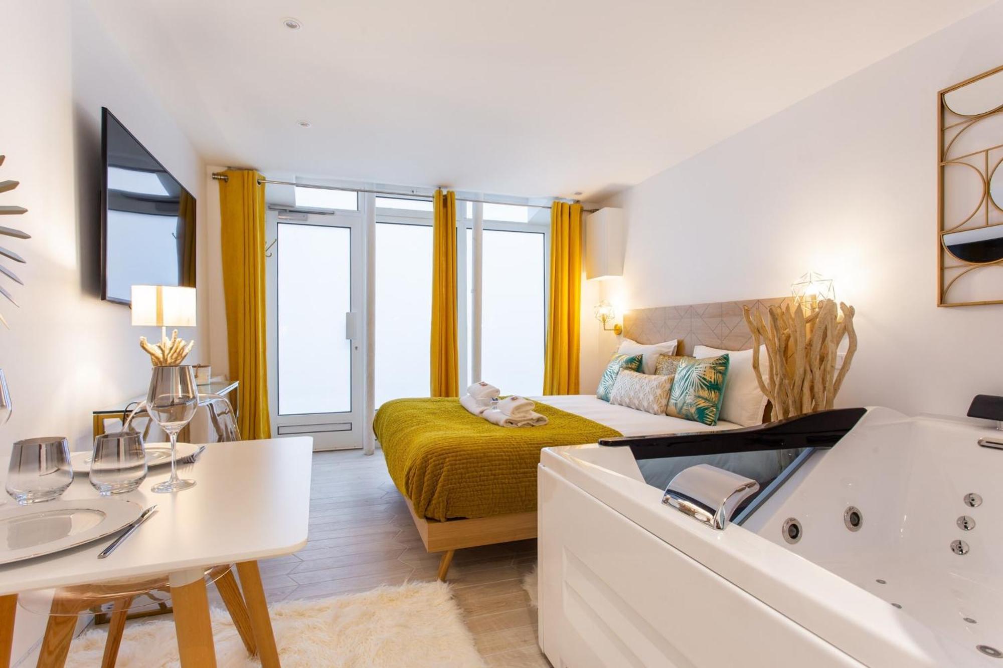 Charming Studio - 1Bd-2P - Batignolles Parigi Esterno foto